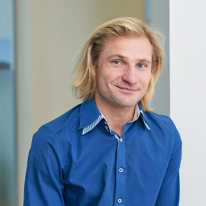 Portraitfoto ZA Christof Klyszcz, Zahnarzt, Leitung Uerdinger Straße